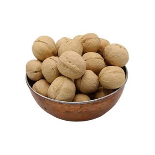 گردو بلغاری در کاسه